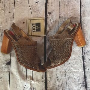 NWT Frye Stacked Heel Sandals